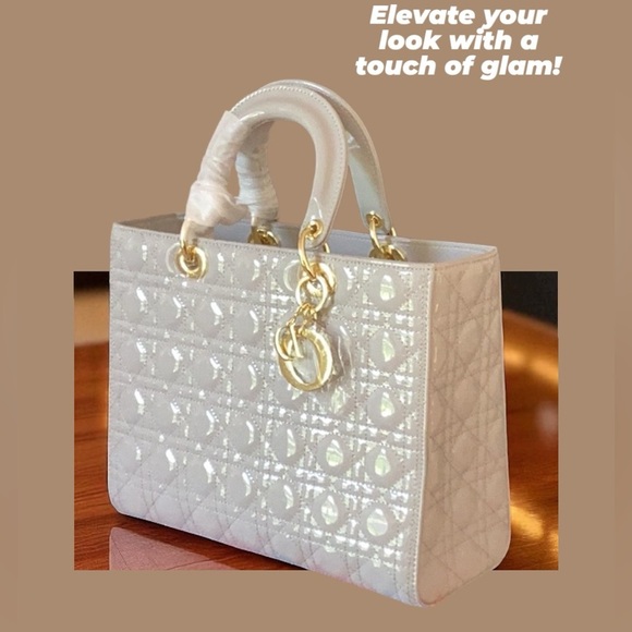 New Elegant Light Grey Patent Leather Quilted Handbag - Picture 1 of 7